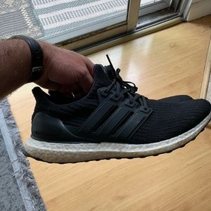Adidas ultra boost black size 11